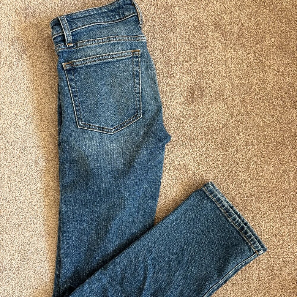 Aritzia Re/done size 24 mid-rise light flare medium wash jeans